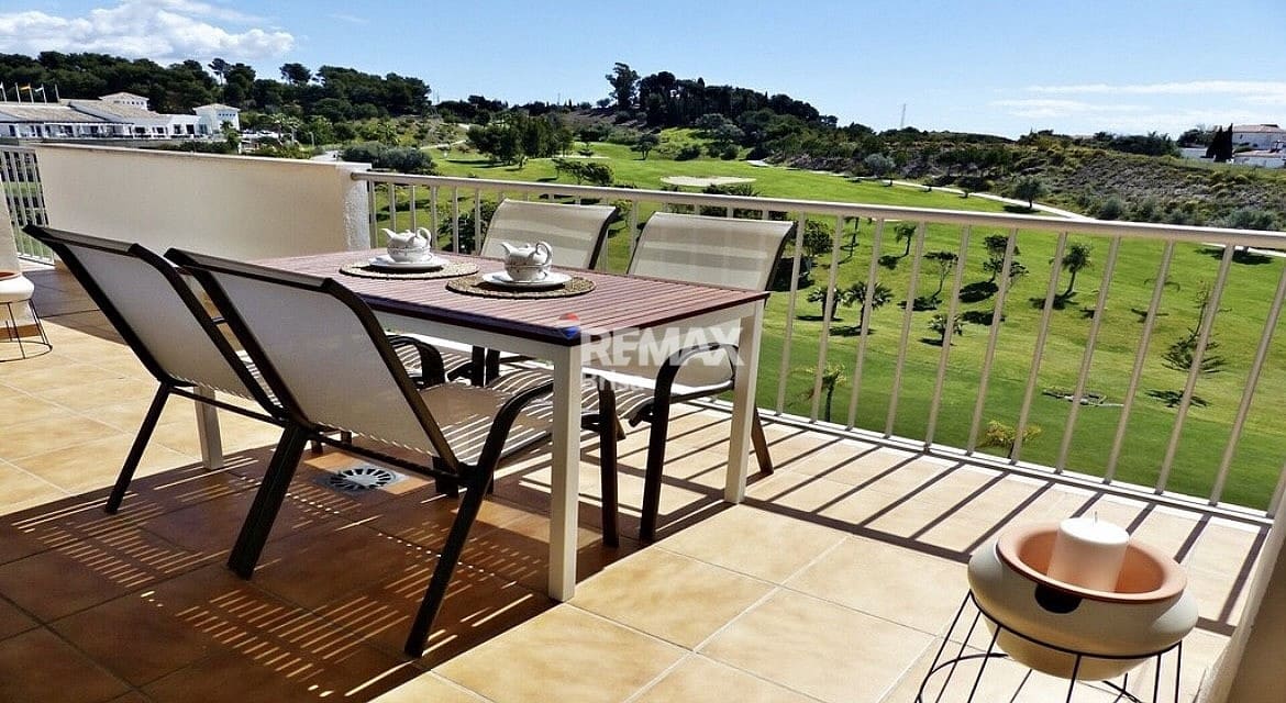 3 sovrum Takvåning för semesterbostäder i Caleta de Velez med pool - 630 € (Ref: 7631765)