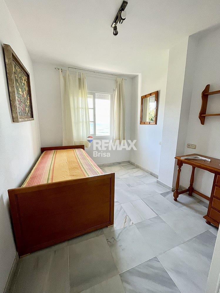 2 soveværelse Lejlighed til leje i Torrox-Costa - € 1.100 (Ref: 8147209)