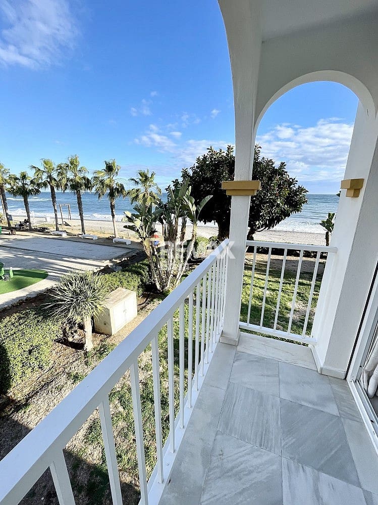 2 soveværelse Lejlighed til leje i Torrox-Costa - € 1.100 (Ref: 8147209)