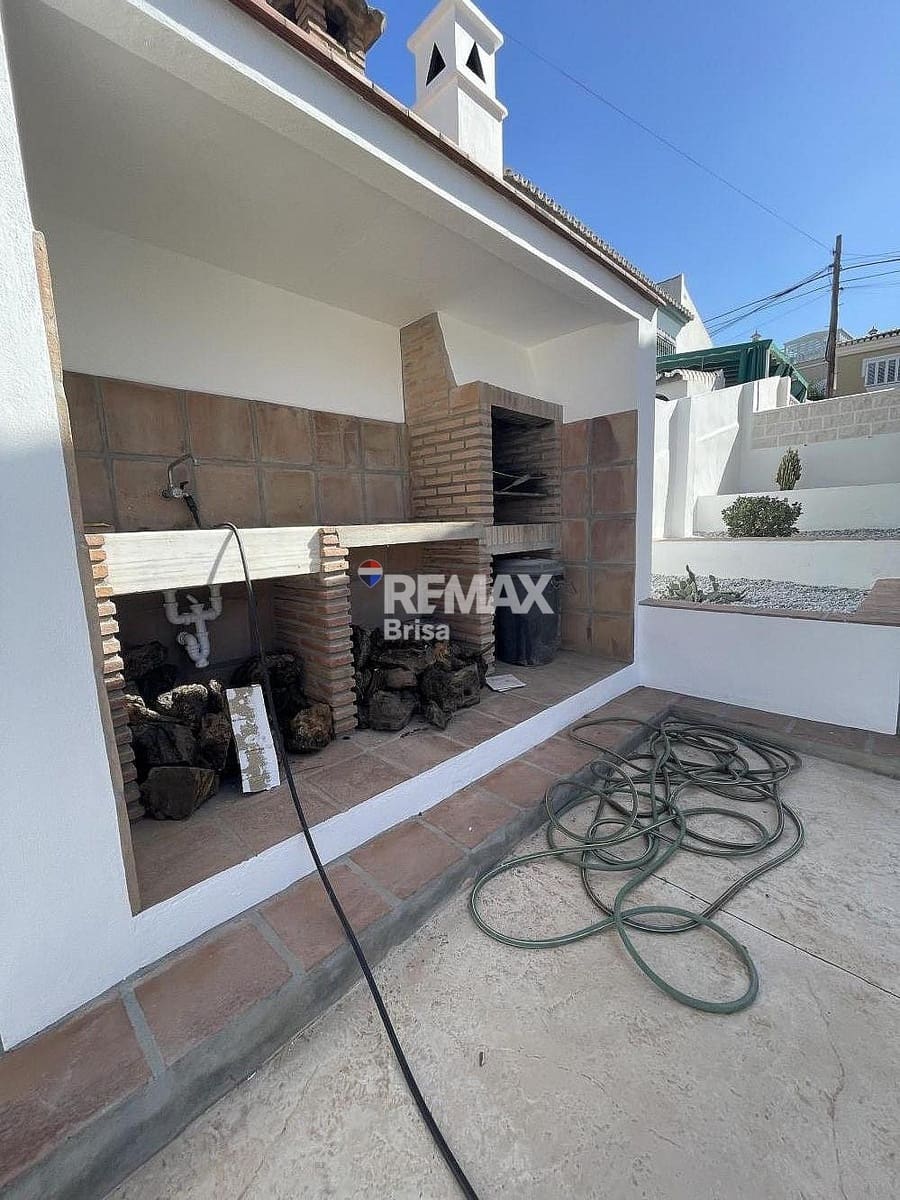 3 camera da letto Villa da affittare in Caleta de Velez con piscina - 2.000 € (Rif: 8288916)