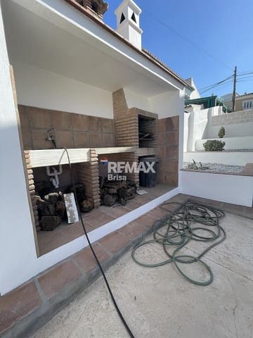 3 camera da letto Villa da affittare in Caleta de Vélez, Vélez-Málaga con piscina - 2.000 € (Rif: 8288916)