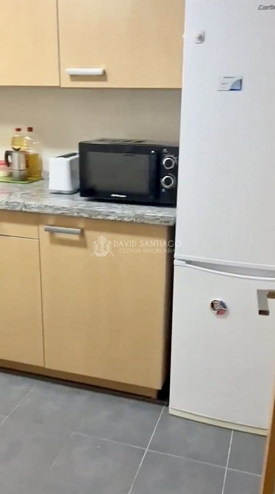 3 soverom Leilighet til leie i Torre del Mar med svømmebasseng - € 1 100 (Ref: 8568820)