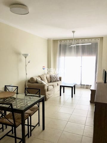 3 bedroom Apartment for rent in Torre del Mar, Vélez-Málaga with pool - € 1,100 (Ref: 8568820)