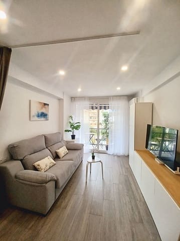 Studio til leje i Torre del Mar, Vélez-Málaga med swimmingpool - € 670 (Ref: 8609368)