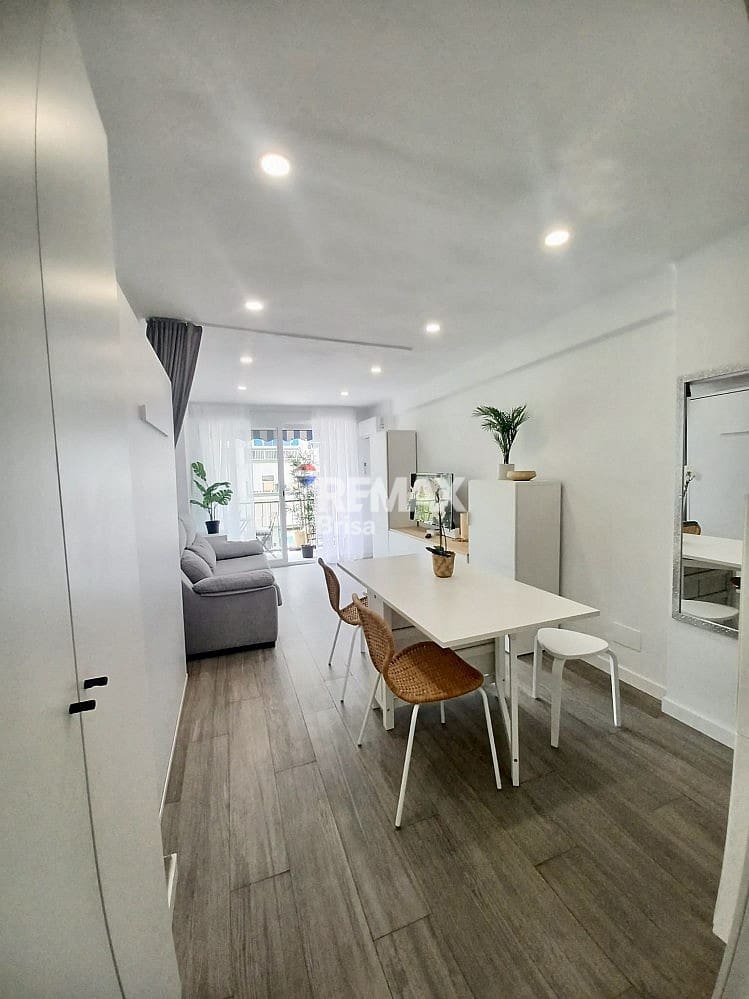 Studio til leje i Torre del Mar med swimmingpool - € 670 (Ref: 8609368)