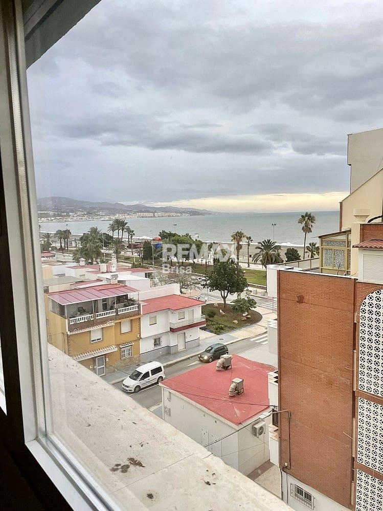 3 soveværelse Lejlighed til leje i Torre del Mar - € 1.100 (Ref: 8611746)