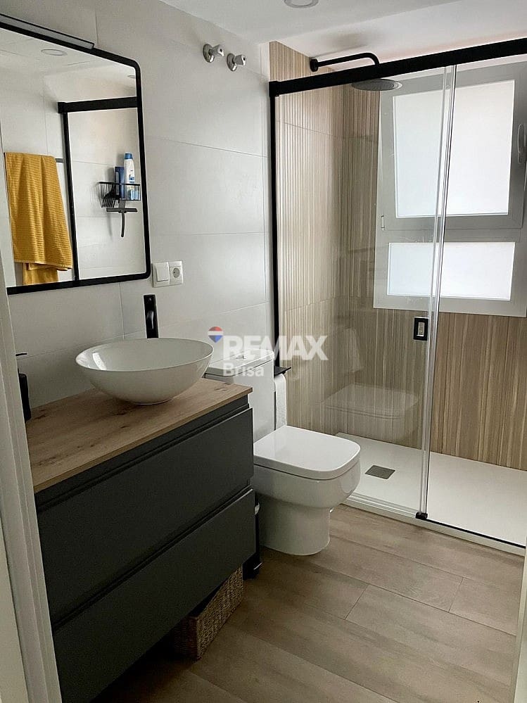 3 soveværelse Lejlighed til leje i Torre del Mar - € 1.100 (Ref: 8611746)