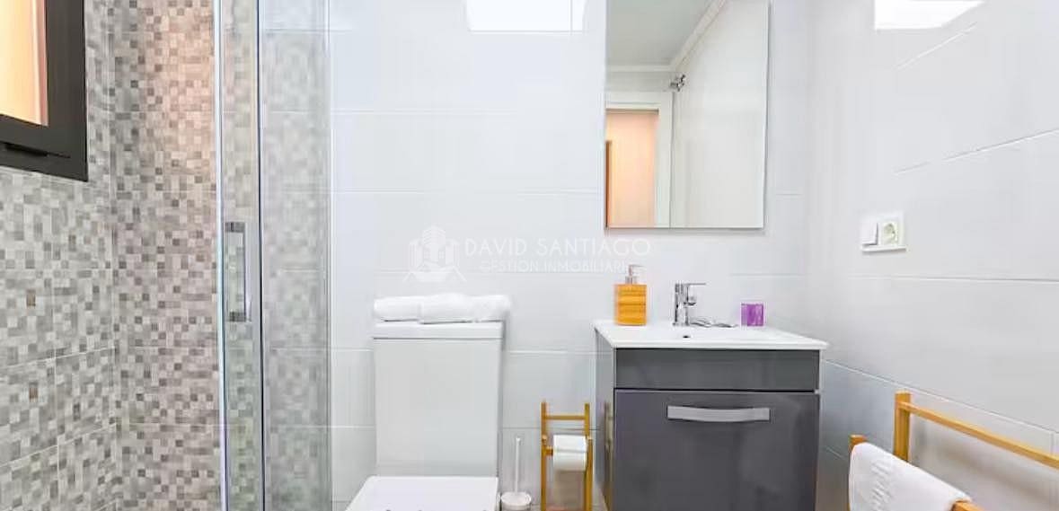 1 bedroom Apartment for sale in Torre del Mar with pool - € 270,000 (Ref: 8782238)