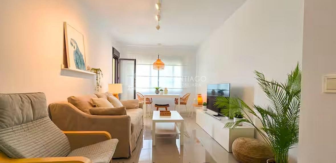 1 bedroom Apartment for sale in Torre del Mar with pool - € 270,000 (Ref: 8782238)