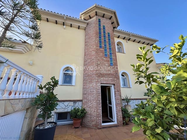 5 sovrum Villa till salu i Torre del Mar, Vélez-Málaga - 875 000 € (Ref: 8848514)
