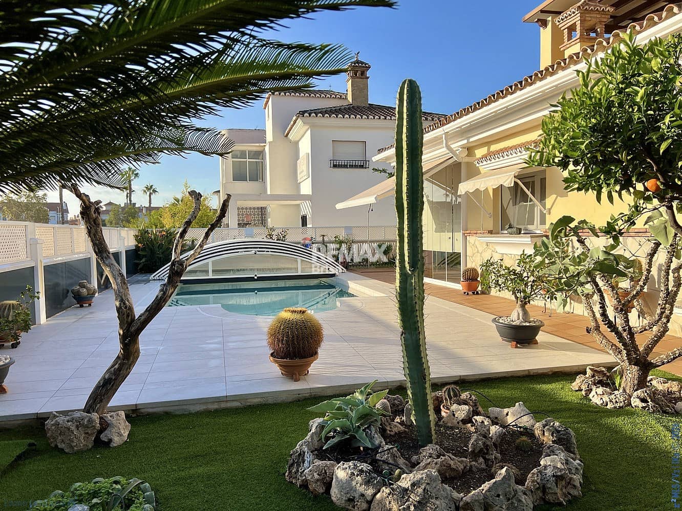 5 sovrum Villa till salu i Torre del Mar - 875 000 € (Ref: 8848514)