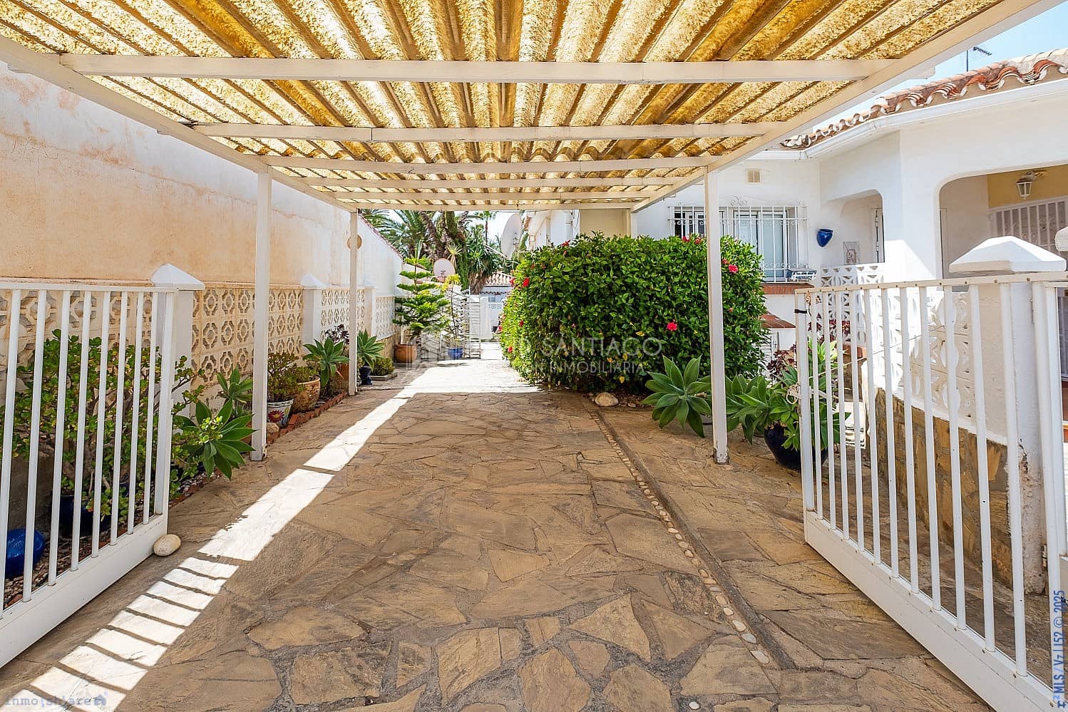 2 soveværelse Byhus til salg i Torrox-Costa - € 365.000 (Ref: 8848517)