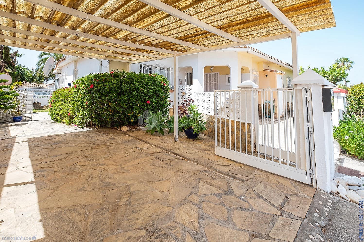 2 soveværelse Byhus til salg i Torrox-Costa - € 365.000 (Ref: 8848517)