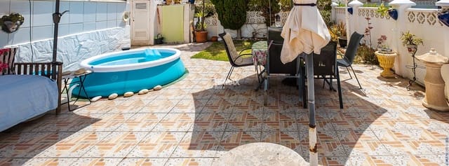 2 sypialnia Dom na sprzedaż w El Peñoncillo, Torrox - 365 000 € (Ref: 8848517)