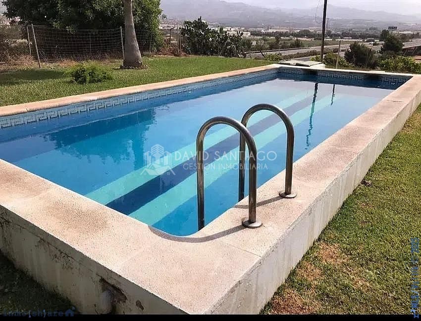 10 soveværelse Byhus til salg i Torre del Mar med swimmingpool - € 425.000 (Ref: 8848524)