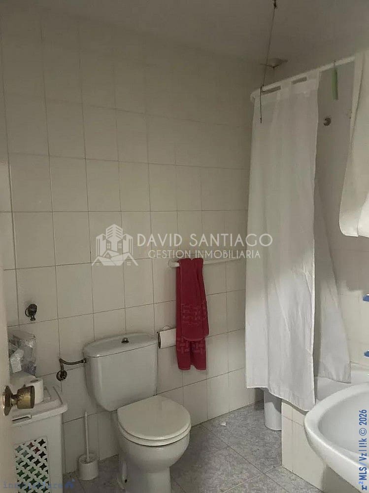 10 sypialnia Dom na sprzedaż w Torre del Mar z basenem - 425 000 € (Ref: 8848524)