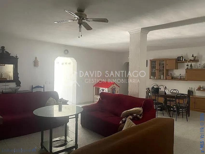 10 sypialnia Dom na sprzedaż w Torre del Mar z basenem - 425 000 € (Ref: 8848524)