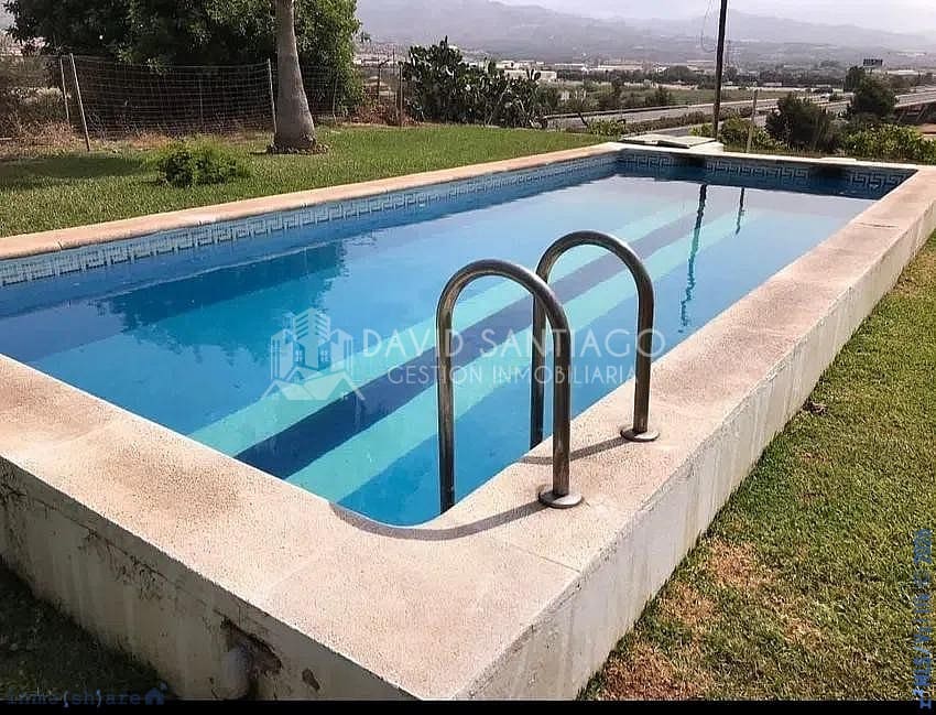 10 sypialnia Dom na sprzedaż w Torre del Mar z basenem - 425 000 € (Ref: 8848524)