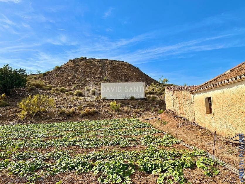 Ubebygd land til salgs i Velez-Malaga - € 199 000 (Ref: 8848550)