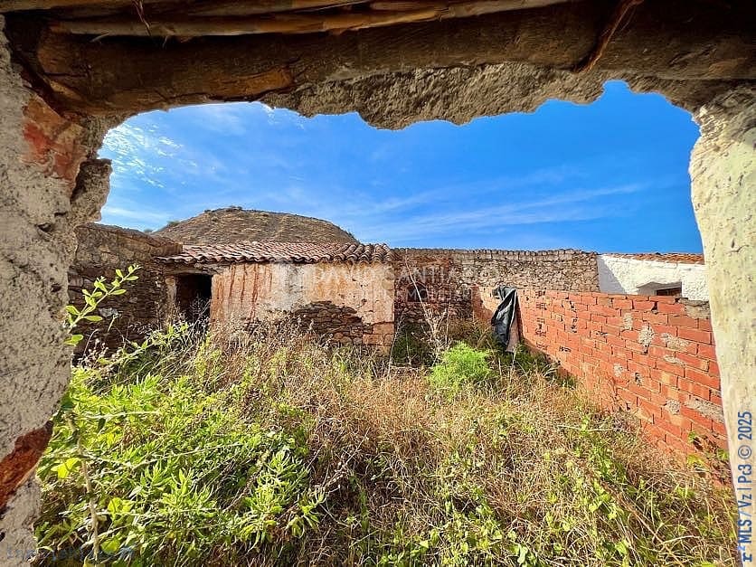 Ubebygd land til salgs i Velez-Malaga - € 199 000 (Ref: 8848550)