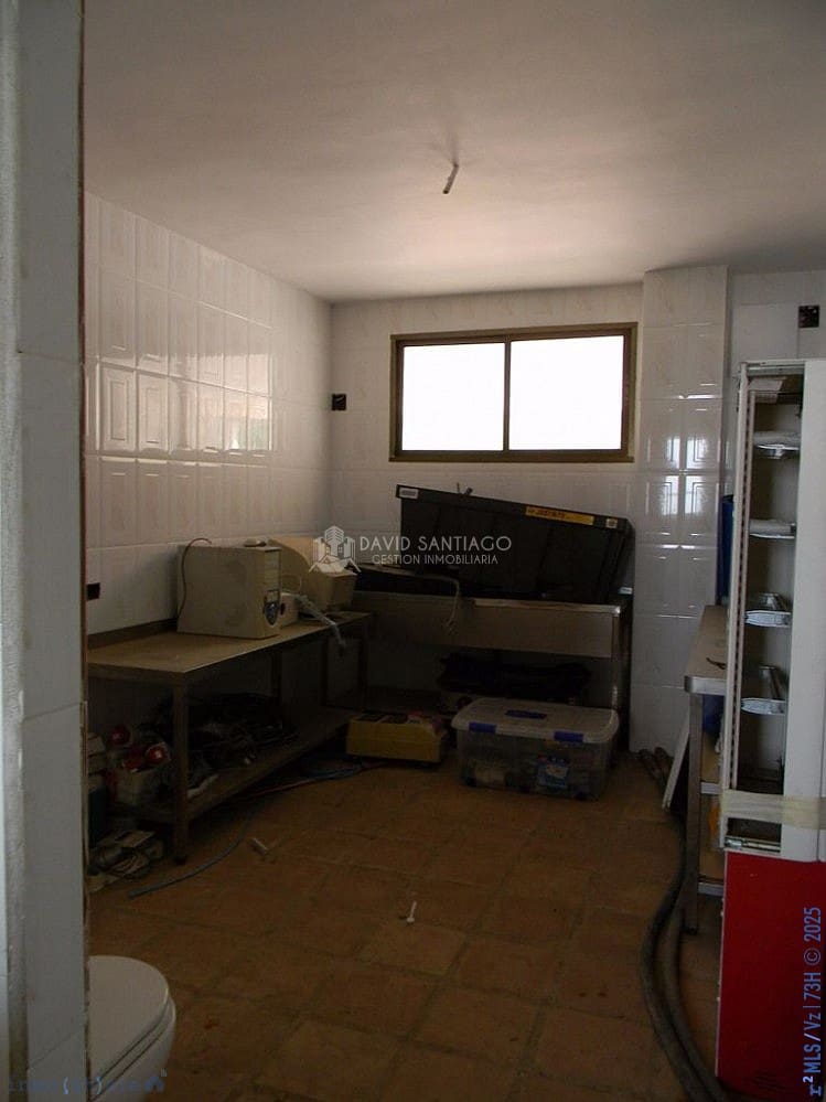 12 soveværelse Hotel til salg i Vinuela - € 400.000 (Ref: 8848552)