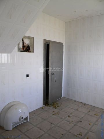 12 soverom Hotell til salgs i Viñuela - € 400 000 (Ref: 8848552)