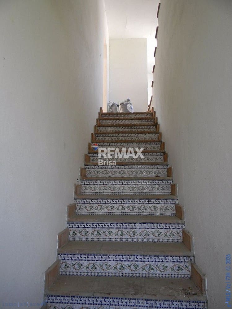 12 soverom Hotell til salgs i Vinuela - € 400 000 (Ref: 8848552)