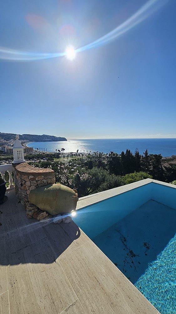 5 soveværelse Villa til salg i La Herradura med swimmingpool garage - € 1.180.000 (Ref: 8850418)