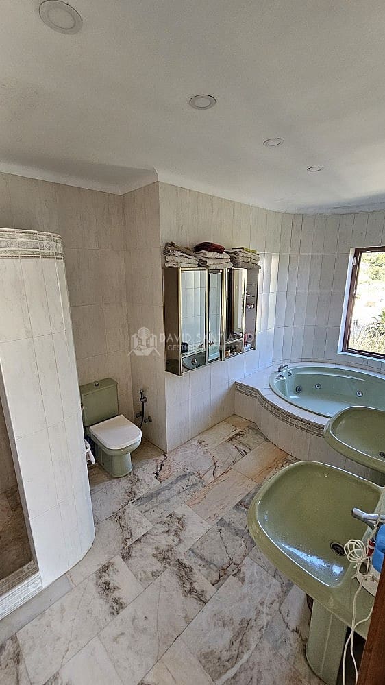 5 soveværelse Villa til salg i La Herradura med swimmingpool garage - € 1.180.000 (Ref: 8850418)