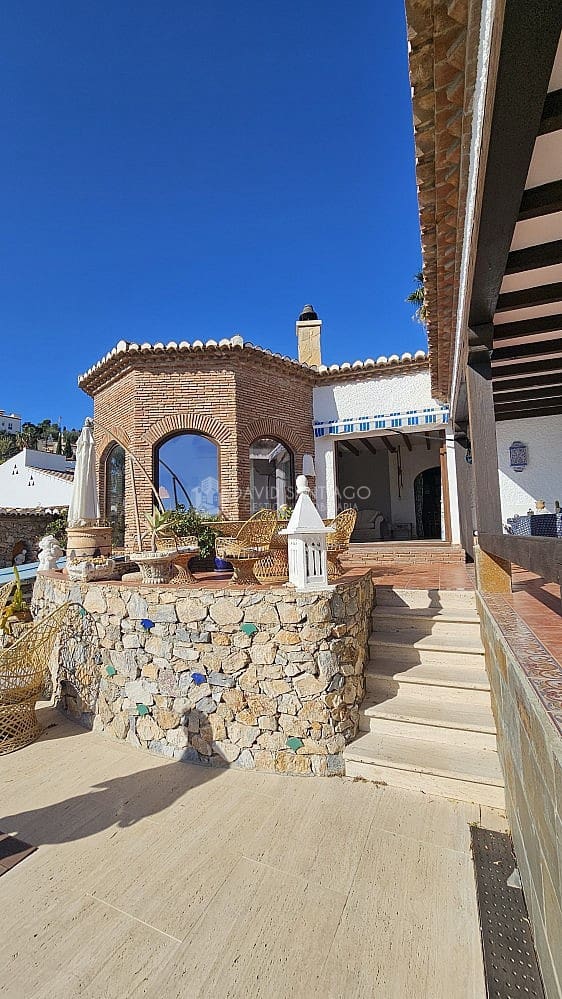 5 soveværelse Villa til salg i La Herradura med swimmingpool garage - € 1.180.000 (Ref: 8850418)