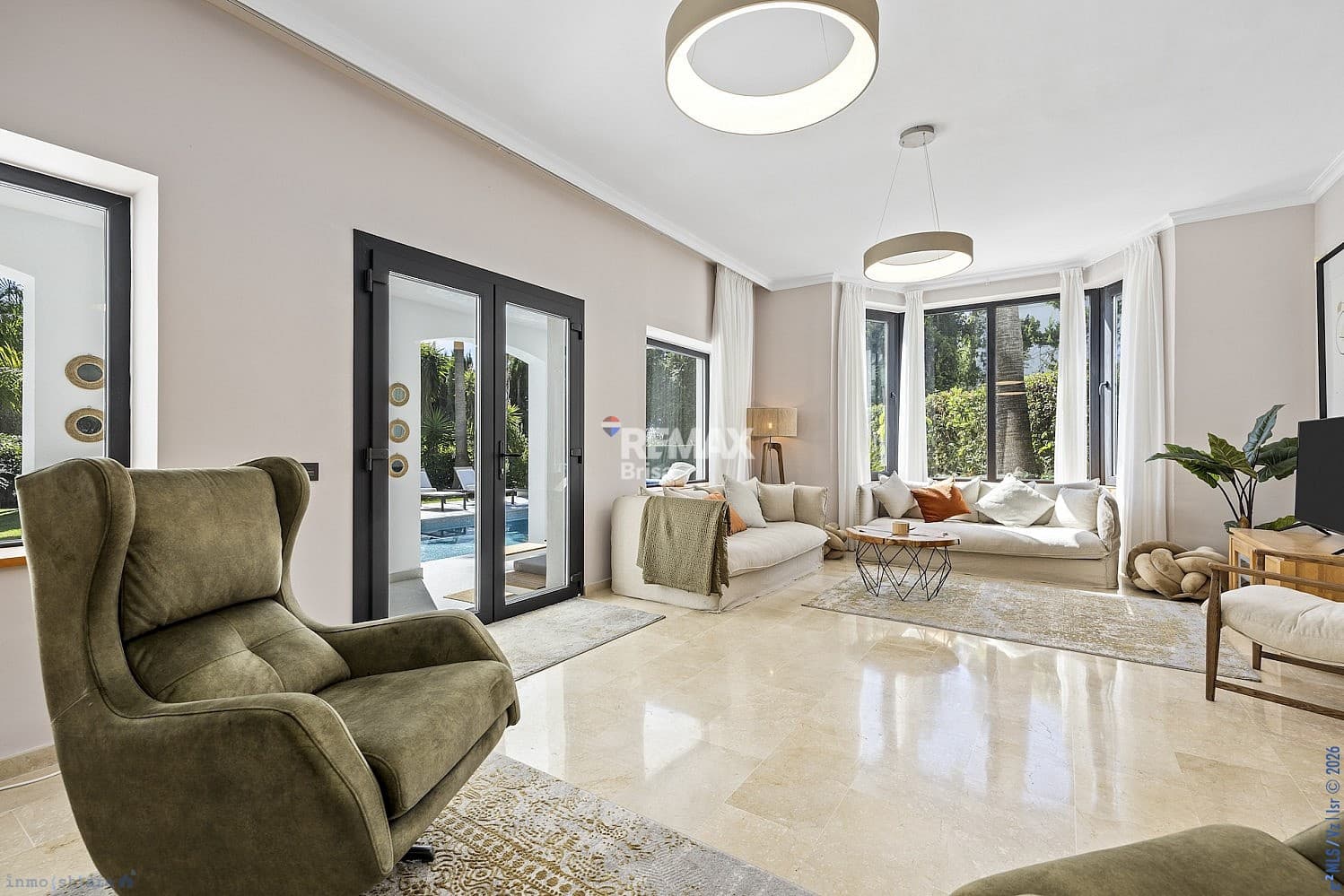 5 sypialnia Dom na sprzedaż w Benahavis z basenem garażem - 2 160 000 € (Ref: 8879221)