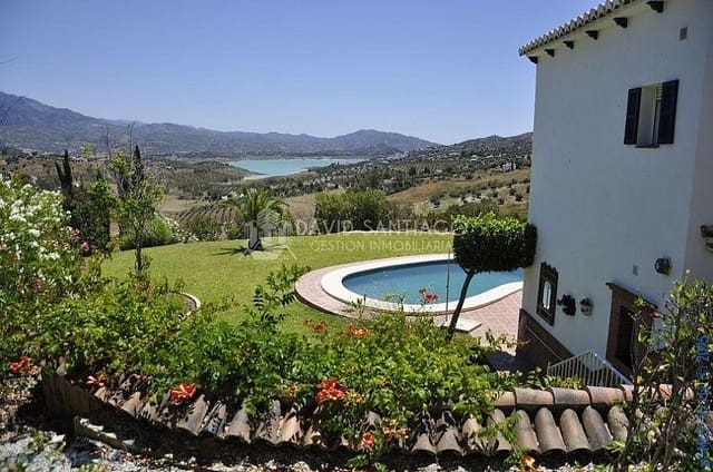 6 soveværelse Byhus til salg i Viñuela med swimmingpool garage - € 820.000 (Ref: 8879223)