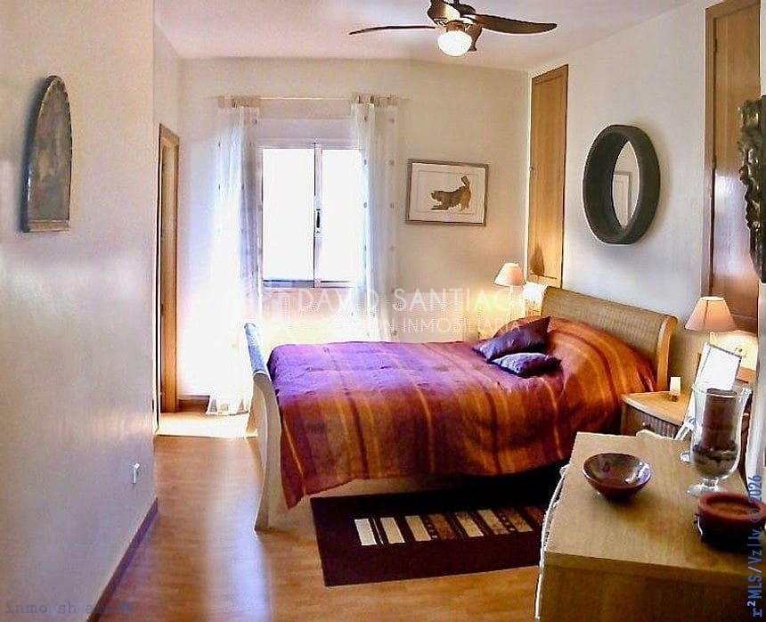 6 sypialnia Dom na sprzedaż w Vinuela z basenem garażem - 820 000 € (Ref: 8879223)