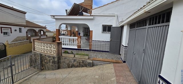 3 soveværelse Byhus til salg i Benajarafe, Vélez-Málaga med garage - € 315.000 (Ref: 8940686)