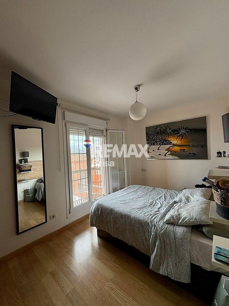 2 slaapkamer Appartement te huur in Rincon de la Victoria met zwembad garage - € 1.150 (Ref: 8971082)