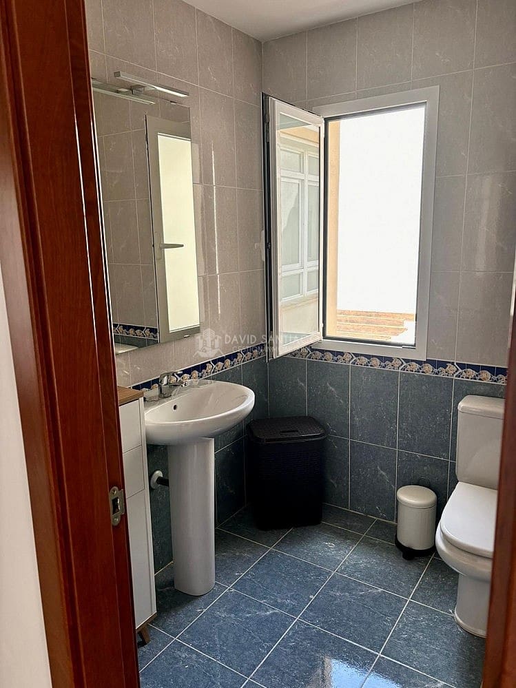 2 bedroom Apartment for rent in Benagalbon with garage - € 1,100 (Ref: 8977762)