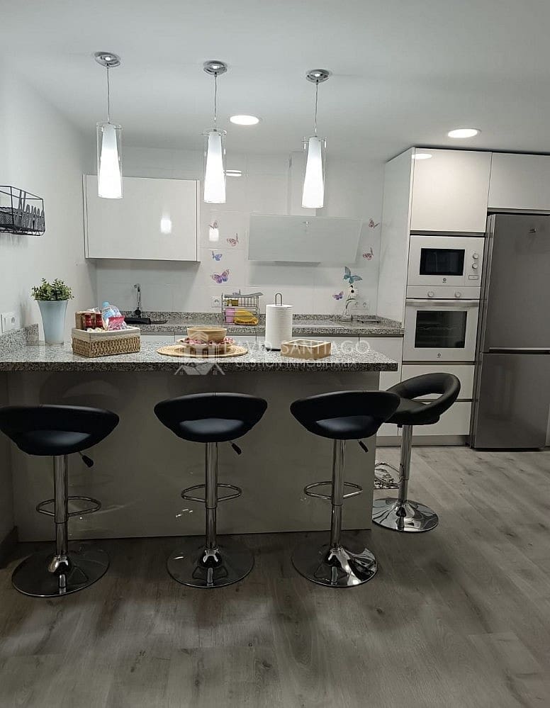 1 slaapkamer Appartement te huur in Caleta de Velez - € 790 (Ref: 9025376)