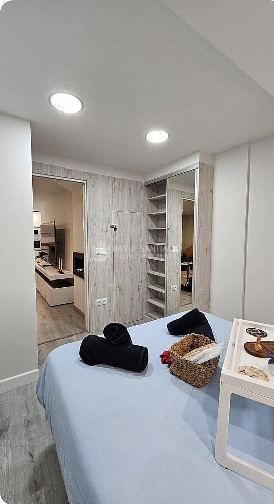 1 slaapkamer Appartement te huur in Caleta de Velez - € 790 (Ref: 9025376)