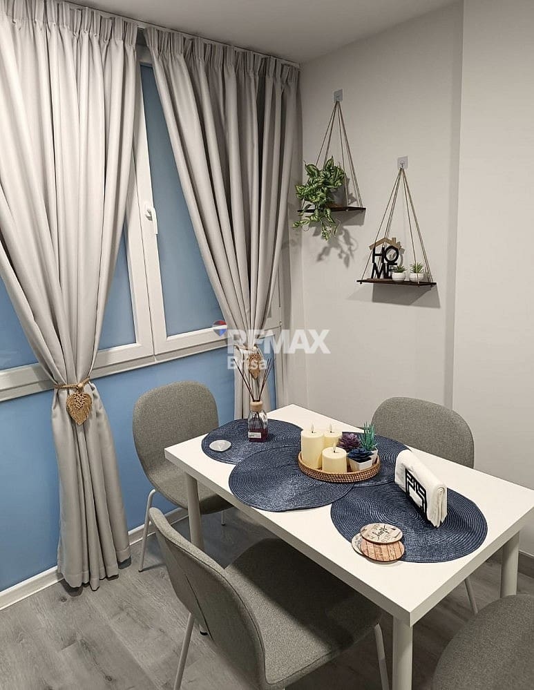 1 bedroom Apartment for rent in Caleta de Velez - € 790 (Ref: 9025376)