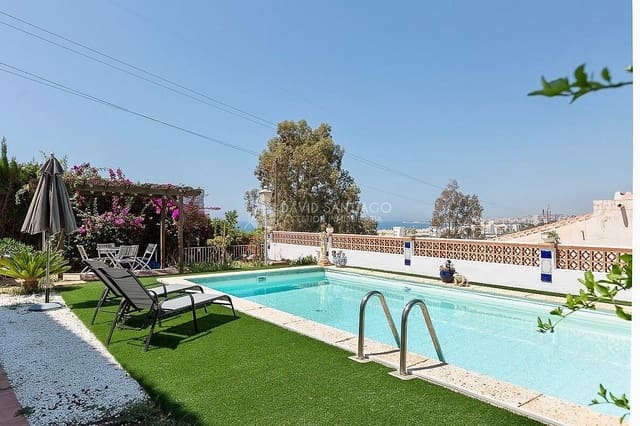 2 sypialnia Dom do wynajęcia w Caleta de Vélez, Vélez-Málaga z basenem - 1 300 € (Ref: 9035494)