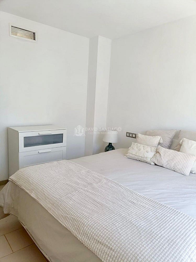 3 soverom Villa til salgs i Chilches med svømmebasseng garasje - € 395 000 (Ref: 9049617)