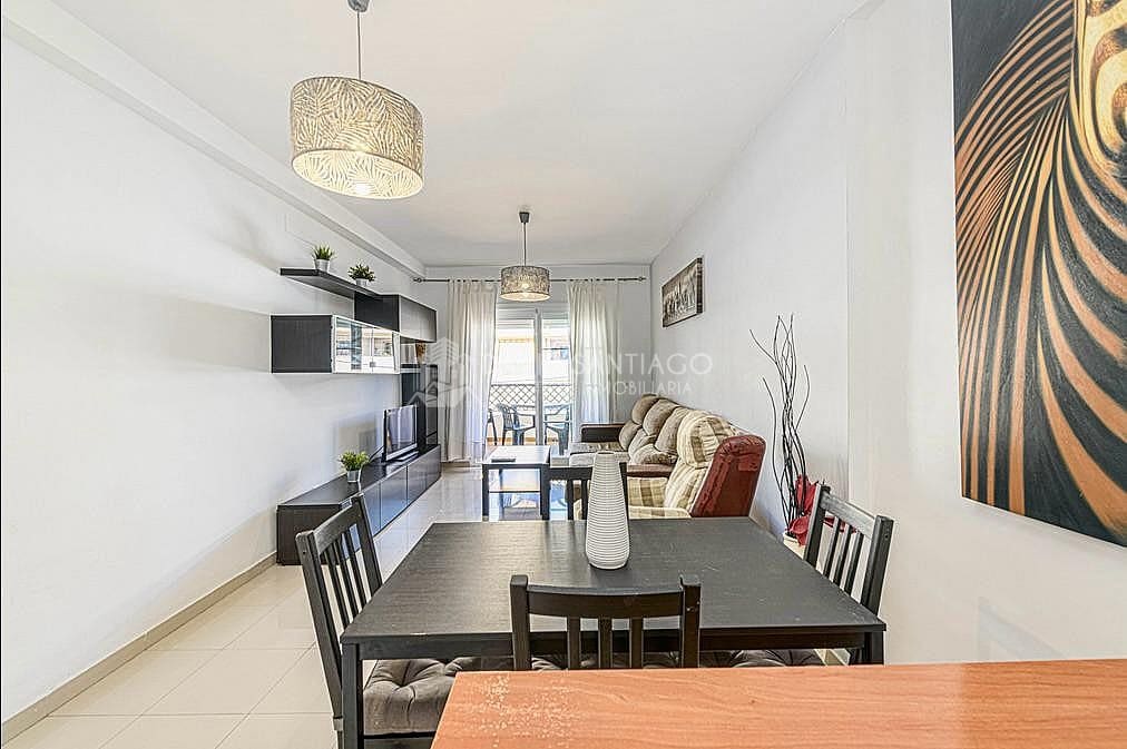 2 soveværelse Lejlighed til salg i Torre de Benagalbon med garage - € 383.000 (Ref: 9064678)