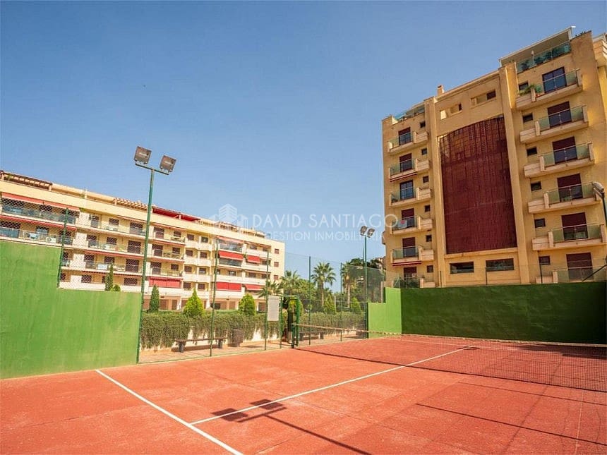 1 soveværelse Lejlighed til leje i Torre del Mar med swimmingpool garage - € 950 (Ref: 9076505)