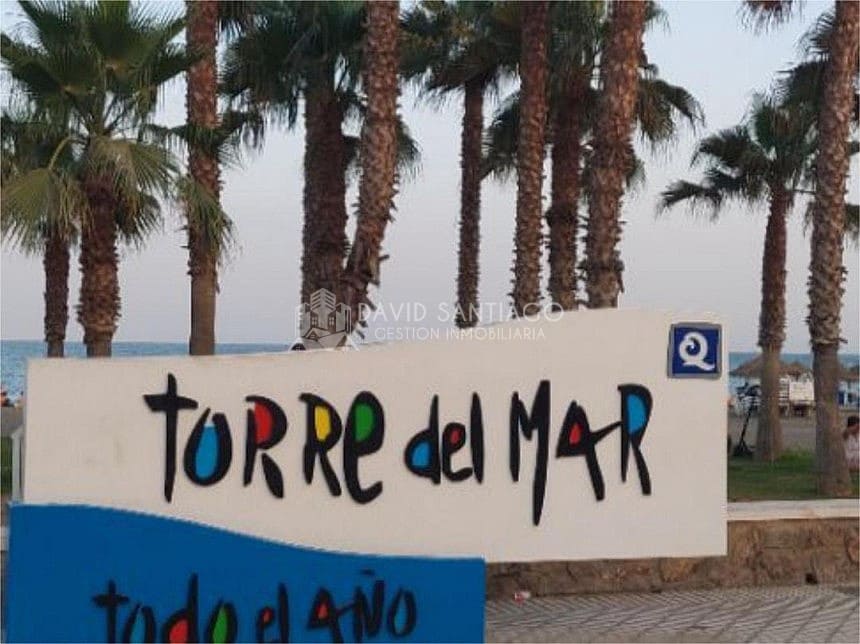 1 soveværelse Lejlighed til leje i Torre del Mar med swimmingpool garage - € 950 (Ref: 9076505)