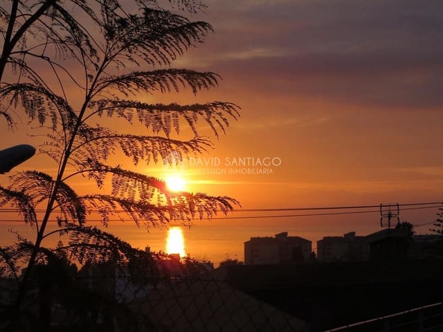 3 bedroom Villa for rent in Rincón de la Victoria - € 1,300 (Ref: 9096694)