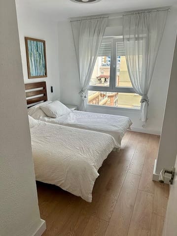 3 soverom Leilighet til leie i Torre del Mar, Vélez-Málaga - € 1 100 (Ref: 9101862)