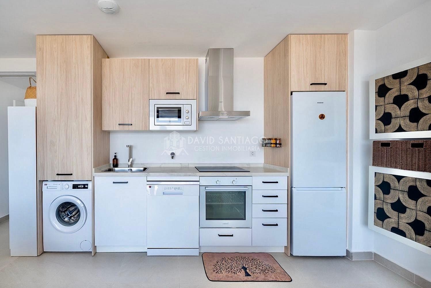 2 soveværelse Lejlighed til leje i Torrox-Costa med swimmingpool garage - € 1.080 (Ref: 9118409)