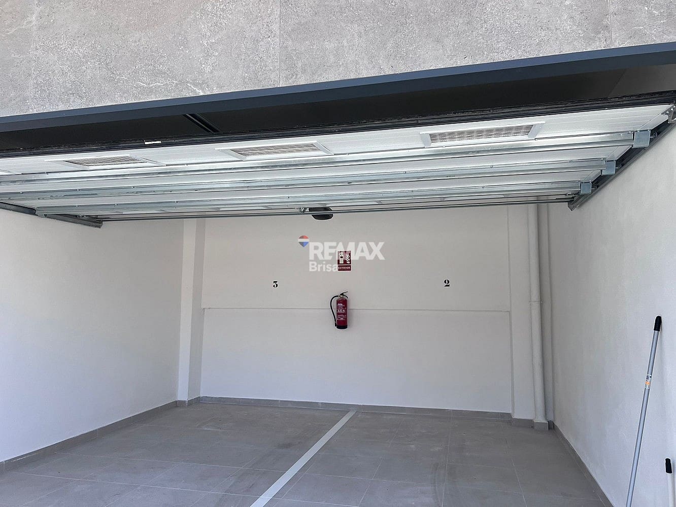 2 makuuhuone Huoneisto vuokrattavana paikassa Torrox-Costa mukana uima-altaan 
autotalli - 1 080 € (Ref: 9118409)