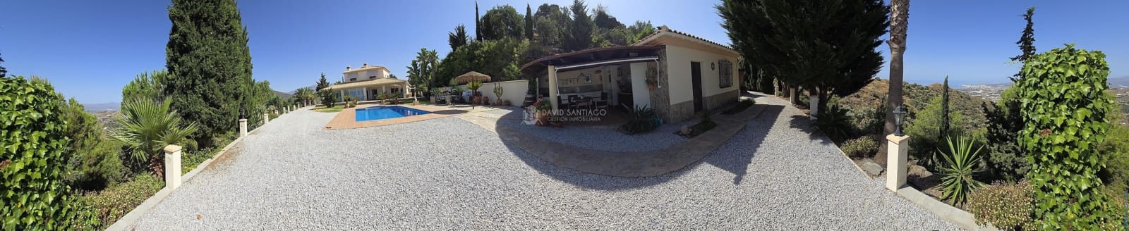 3 soveværelse Villa til salg i Sayalonga med swimmingpool - € 698.000 (Ref: 9131144)