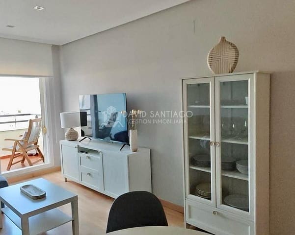 2 sovrum Lägenhet att hyra i Torre del Mar, Vélez-Málaga med pool - 1 500 € (Ref: 9135103)